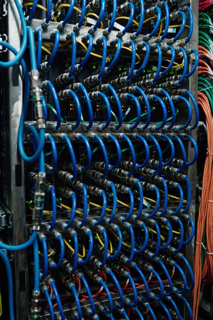 Internet cabling in the data center